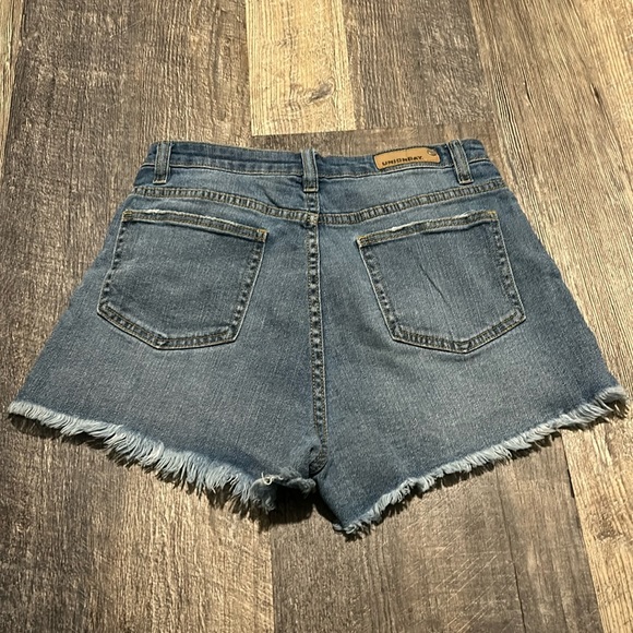 Unionbay Roxie Jean Shorts Stripe Red White Blue Juniors Size 5 High Rise - Picture 7 of 7